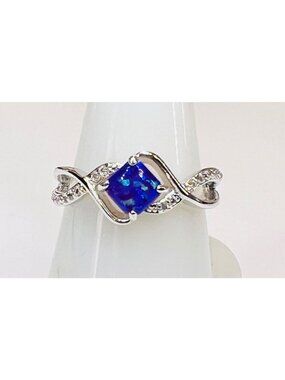 Ring Bomb Party Ring size 6  luxury, brilliant, radiant, feminine